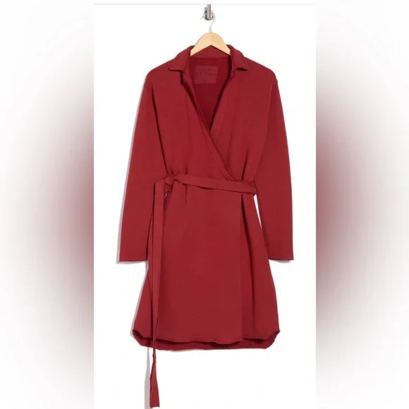 FRANK & EILEEN Willa Triple Fleece Wrap Dress Cranberry Red - Picture 3 of 8